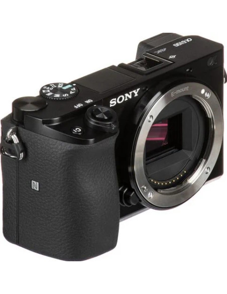 Alpha 6100 + SEL-P 16-50mm f/3.5-5.6 OSS II